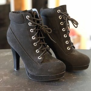 Top Moda Polish Military Lace Up Platform Chunky High Heel Ankle Booties Black